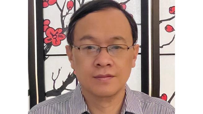 Dr. Zheng Yang